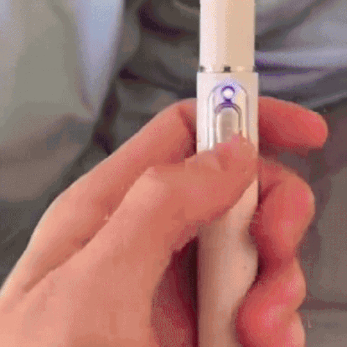 LumiDerm™ – Fényterápiás Toll Szemölcsökre